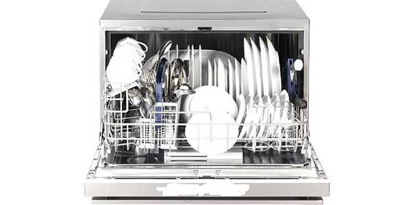 شستن ظروف با ماشین ظرفشویی